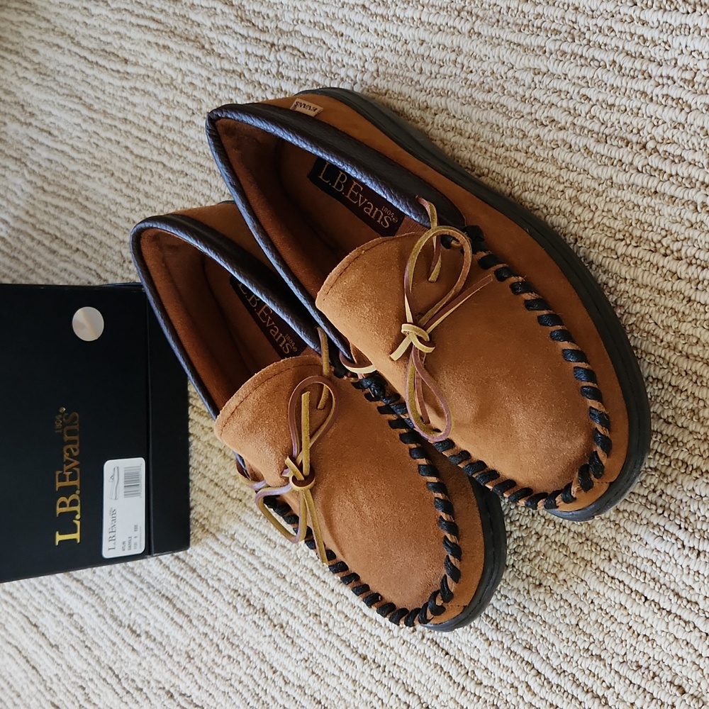 L.B. Evans Atlin Slipper 9EEE New in Box